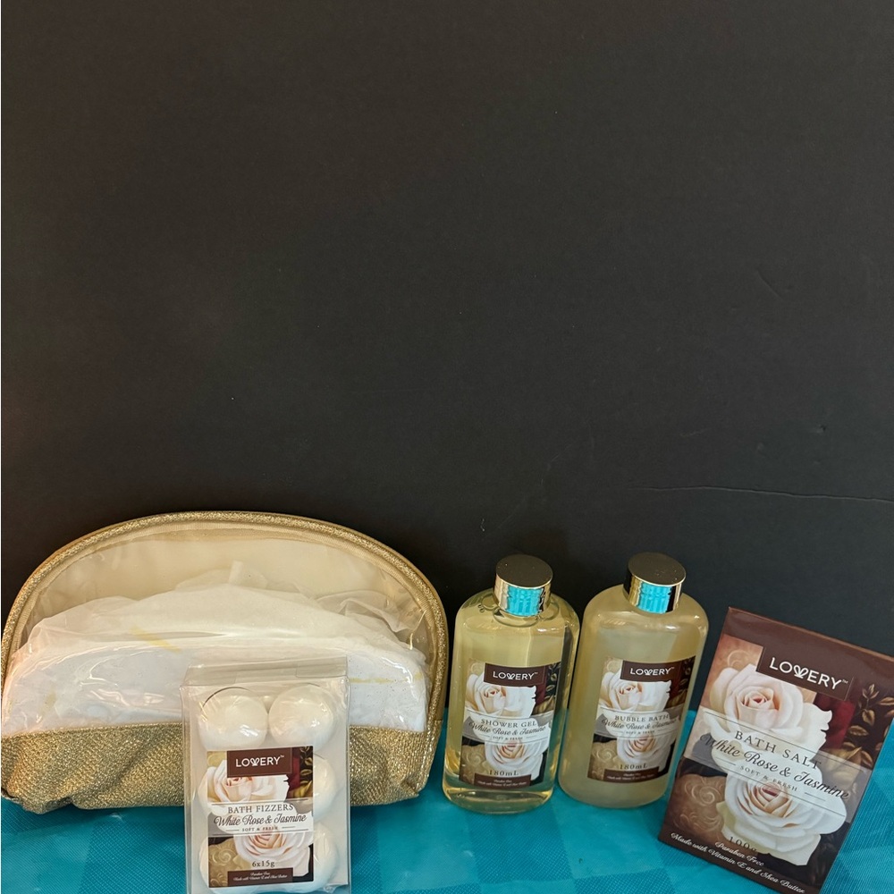 New Lovery White Rose & Jasmine Bath Set